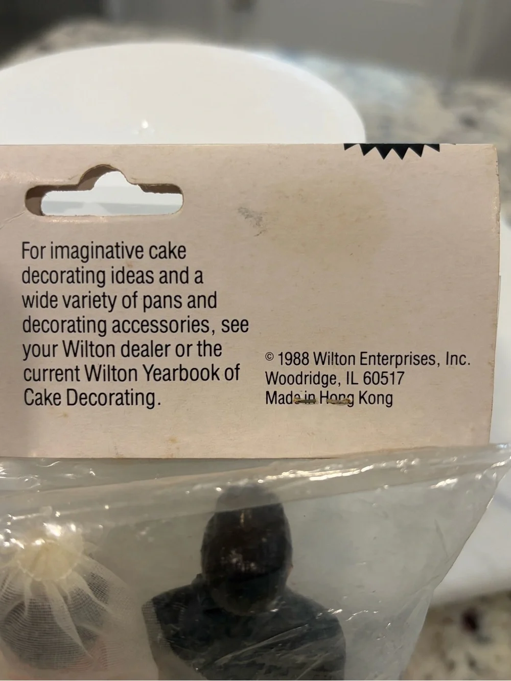 Vintage Wilton Bride & Groom Wedding Cake Topper Veil Plastic White Black 1988